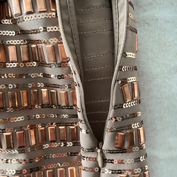 Bebe dress - Picture 6 of 10